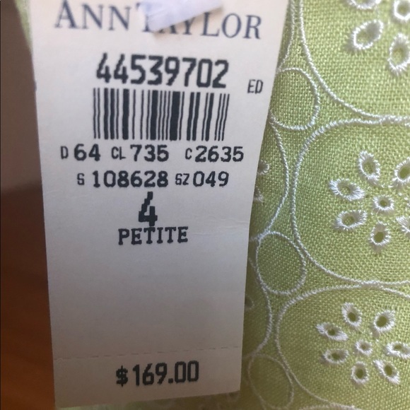 SOLD! Ann Taylor Beautiful Dress 👗 - Picture 7 of 7